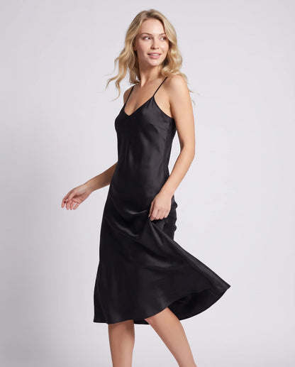 Solenne Maxi Dresses — Black | SKU: RB-e5c17e-black-XS,RB-e5c17e-black-S,RB-e5c17e-black-M,RB-e5c17e-black-L,RB-e5c17e-black-XL,RB-e5c17e-black-2XL