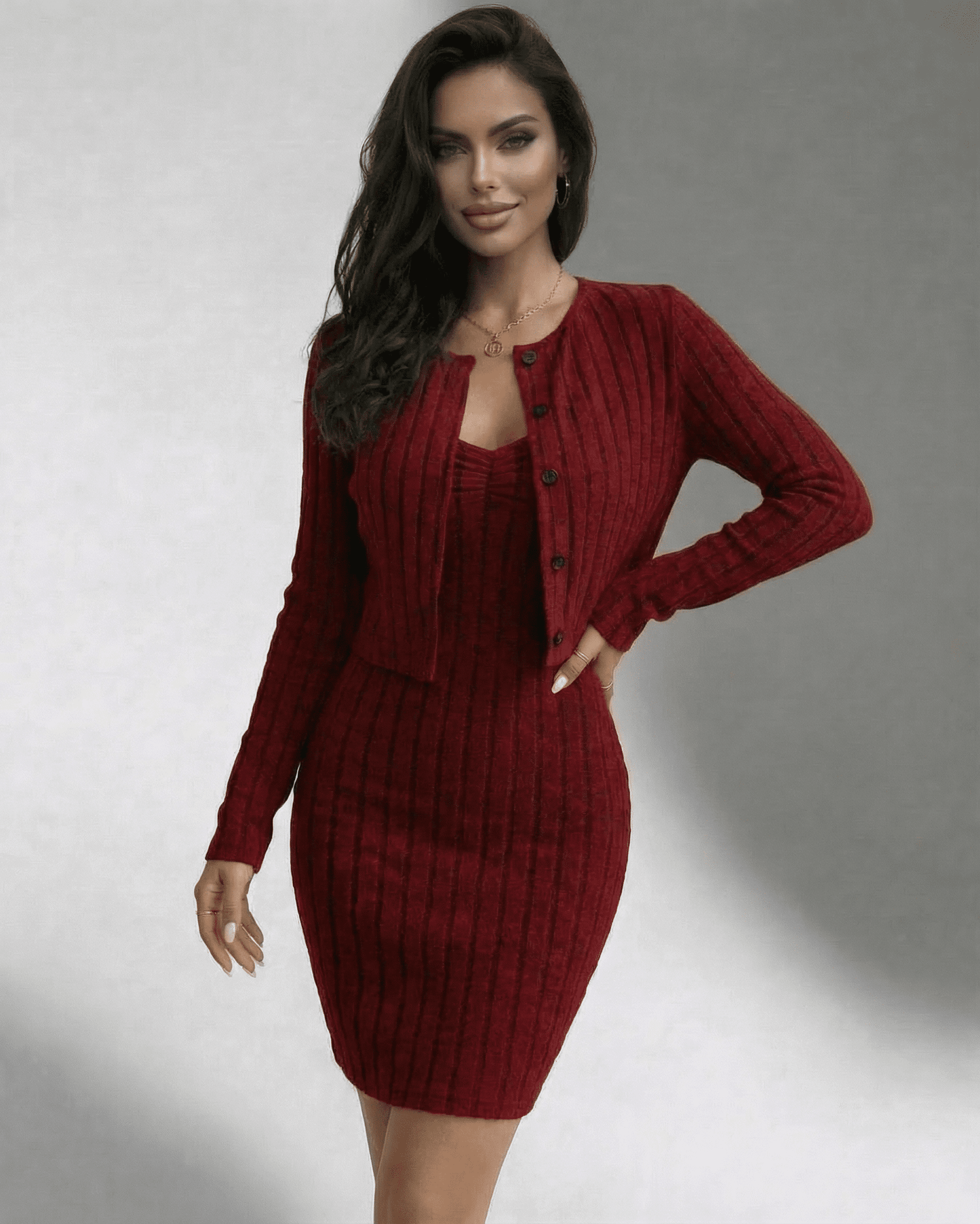 Suma Set featuring a luxurious red bodycon dress and matching cardigan by RAMBLION, perfect for elegant occasions.