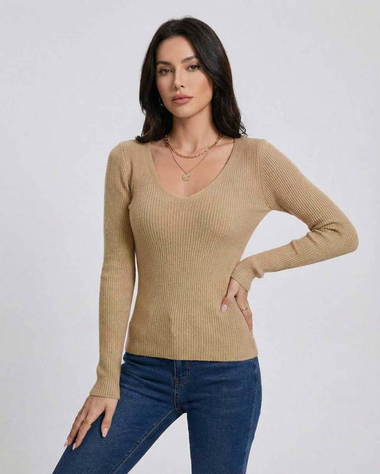 Usna Pullover in beige, V-neck, ribbed texture, warm and lightweight, perfect for casual outings - RAMBLION.