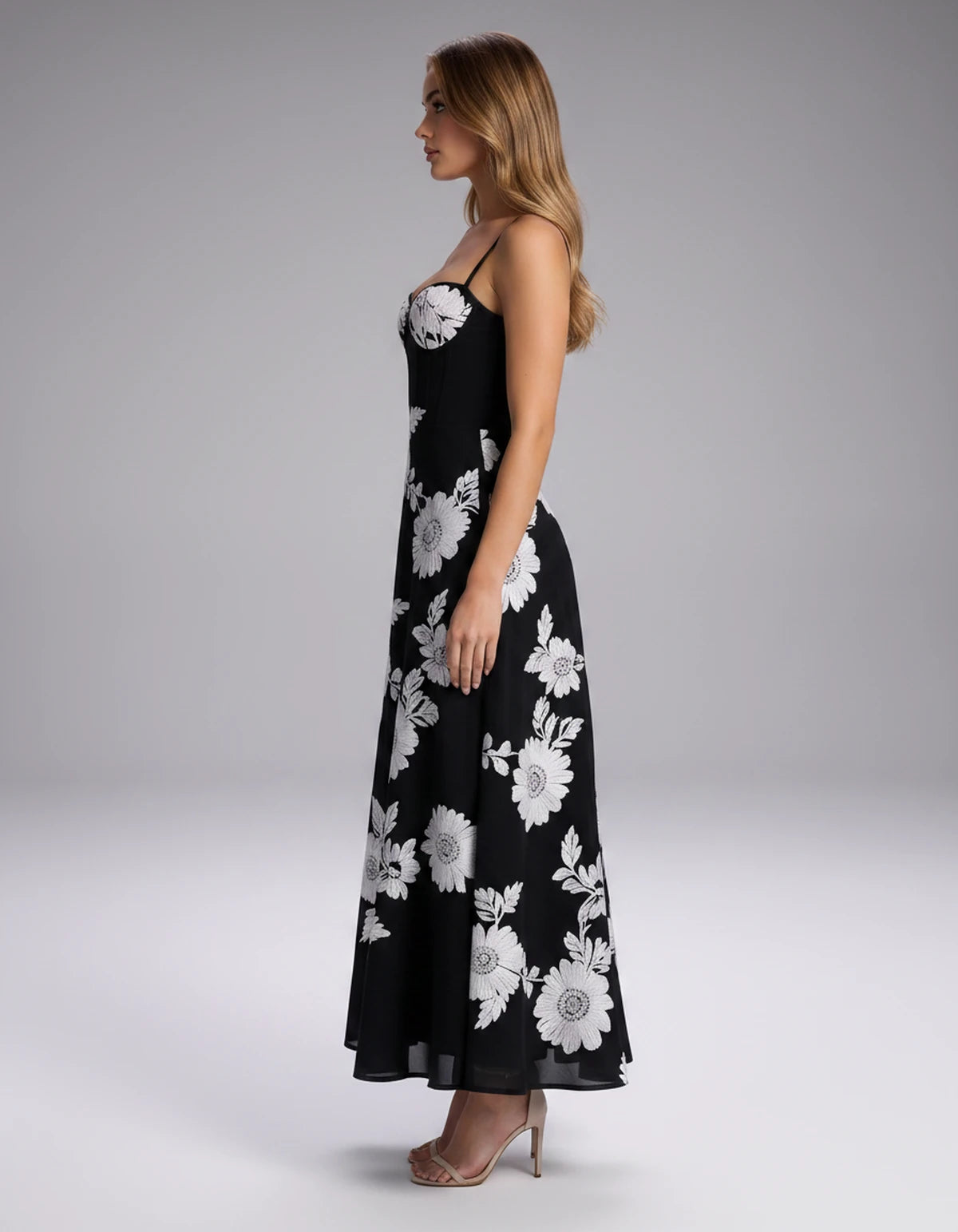 Verity Midi Dresses — Black White | SKU: RB-563d85-blackw77-2,RB-563d85-blackw77-4,RB-563d85-blackw77-6,RB-563d85-blackw77-8,RB-563d85-blackw77-10,RB-563d85-blackw77-12,RB-563d85-blackw77-14,RB-563d85-blackw77-16,RB-563d85-blackw77-16W,RB-563d85-blackw77-18W,RB-563d85-blackw77-20W,RB-563d85-blackw77-22W
