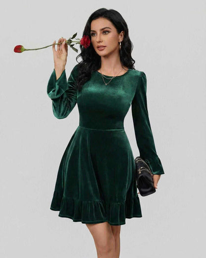 Wara Mini Dress in emerald green velvet, round neck, chic A-line silhouette, perfect for autumn, by RAMBLION.