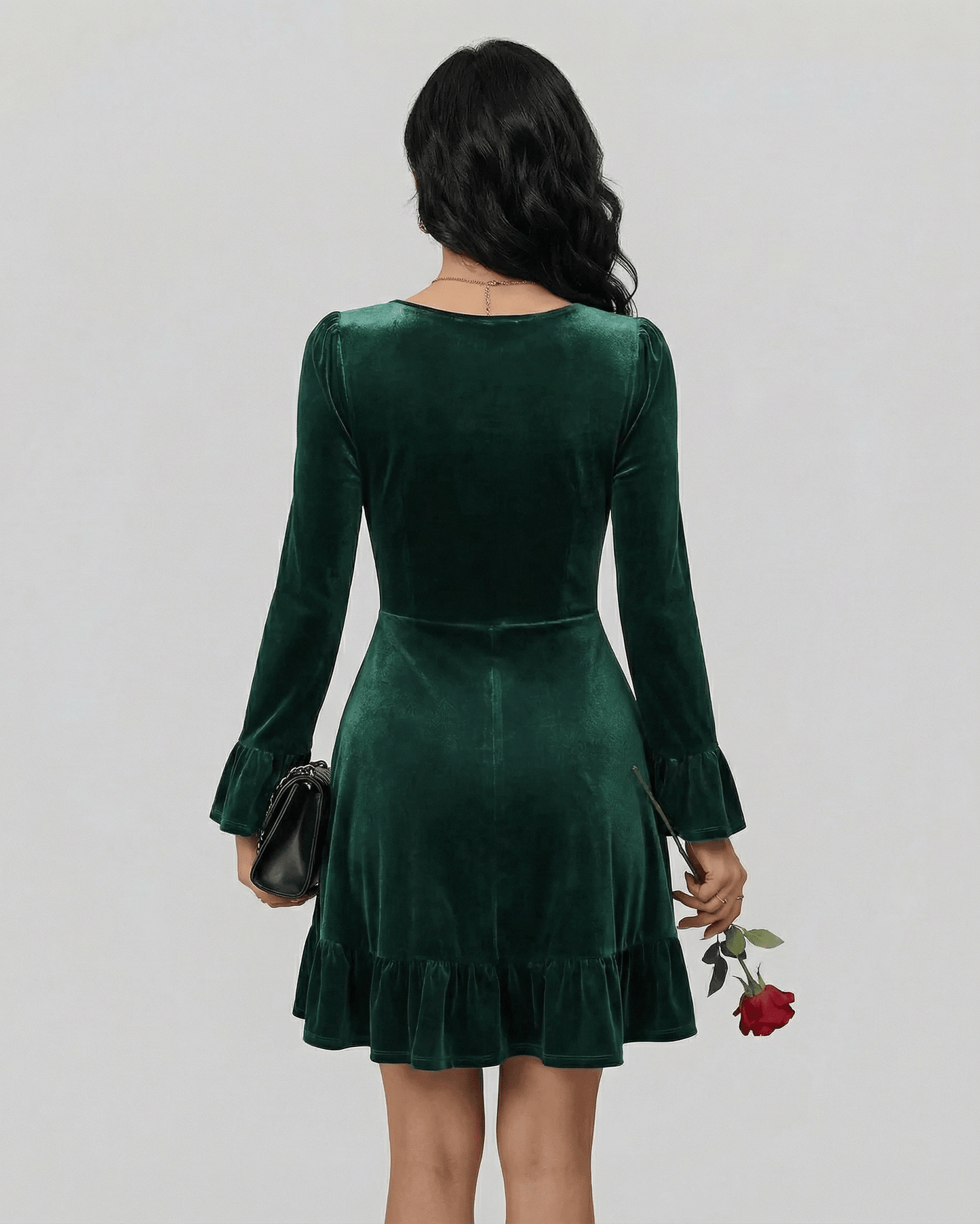 Wara Mini Dress in emerald green, 100% cotton, A-line silhouette, perfect for autumn, by RAMBLION.