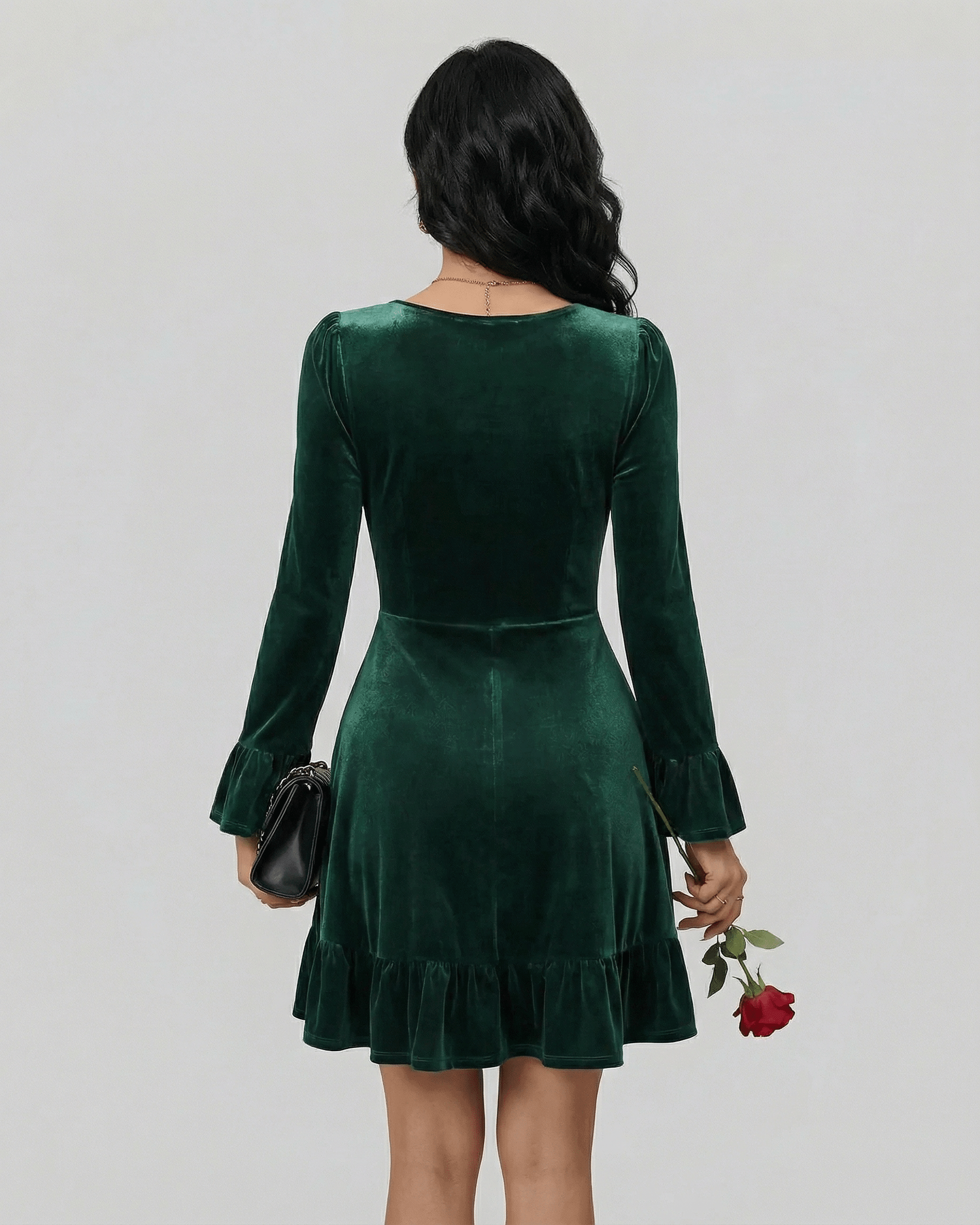 Wara Mini Dress in emerald green, 100% cotton, A-line silhouette, perfect for autumn, by RAMBLION.