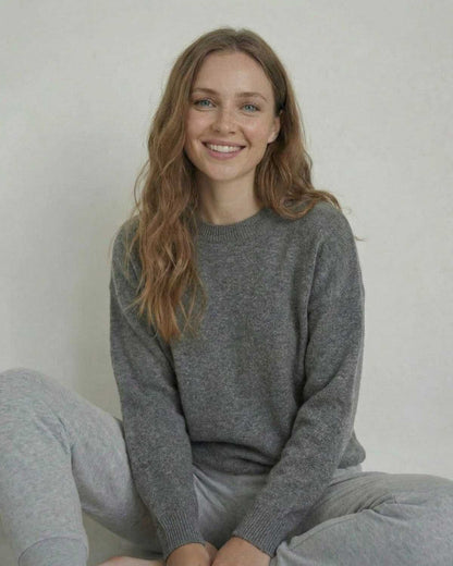 Wyra Pullover by RAMBLION, grey, round neck, cozy feel, ideal for relaxed occasions, premium wool sweater.