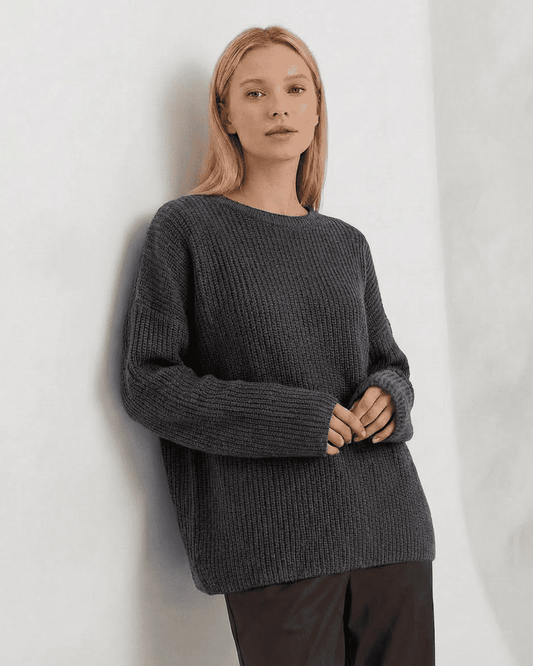 Xady Sweater in grey, relaxed fit with plush fabric, perfect for cozy everyday wear by RAMBLION.