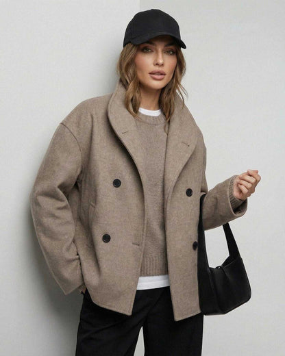 Yafy Jacket in beige, oversized, stylish for layering, perfect for transitional seasons by RAMBLION.