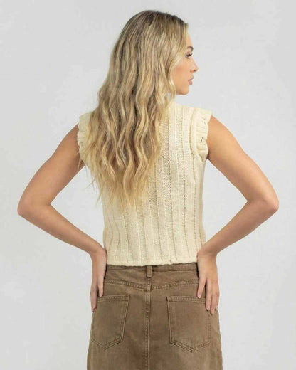 Yama Top in beige, sleeveless crew neck, 100% cotton for summer, stylish and comfy by RAMBLION.